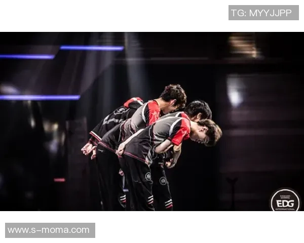 赛后复盘分析:WE与FPX对决中的战术意识与团队协作探讨 赛后复盘分析:WE与FPX对决中的战术意识与团队协作探讨